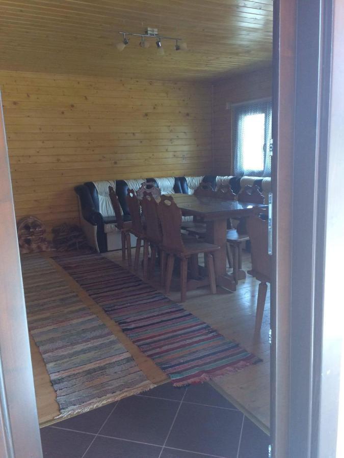 Szakacs Vendeghaz Hotel Joseni Eksteriør billede